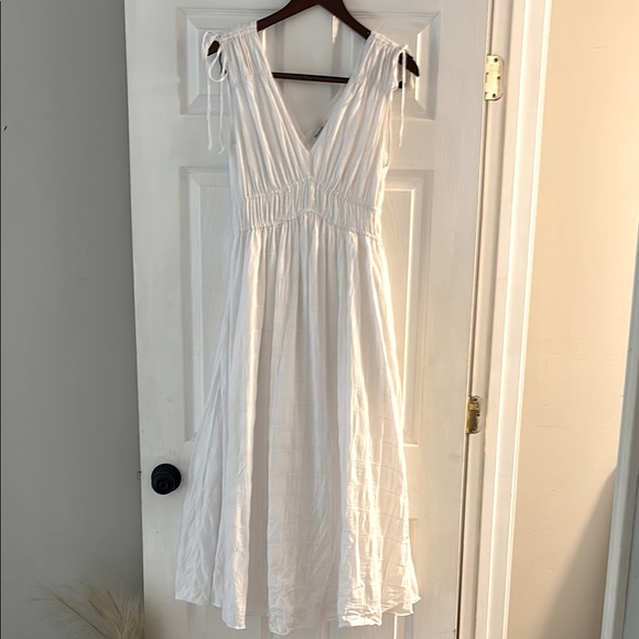 Madewell White V-Neck Sleeveless Dress - Picture 3 of 9